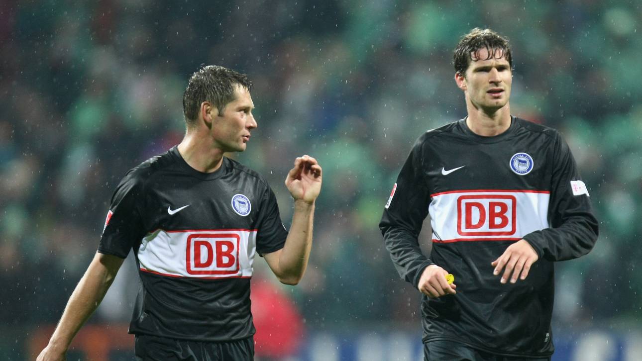 Arne Friedrich (r.) spielte von 2002 bis 2010 bei Hertha BSC an der Seite von Pal Dardai