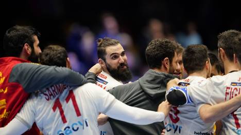 Players of Spain celebrate their win after the match Spain vs Germany of the Men´s Handball European Championship preliminary round in Trondheim, Norway, on January 11, 2020. (Photo by Ole Martin Wold / various sources / AFP) / Norway OUT (Photo by OLE MARTIN WOLD/NTB Scanpix/AFP via Getty Images)