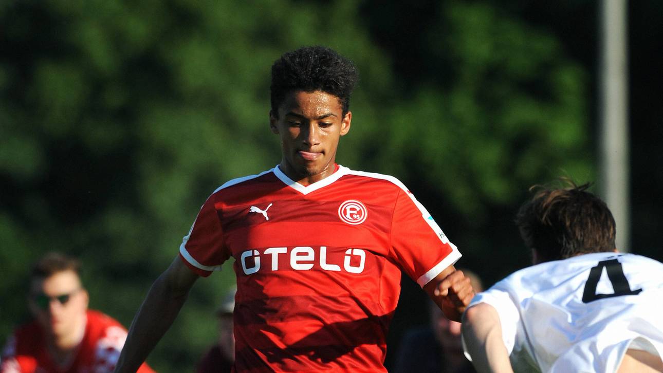 Profivertrag für Düsseldorfs Iyoha