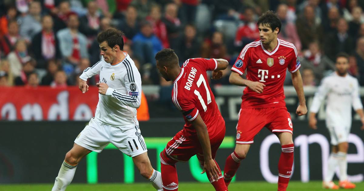 Bayern vs real madrid live. Униженная Бавария. Бавария Реал 0 4. Унижение Баварии. Защита Баварии унижение