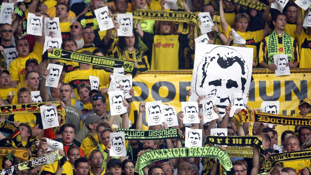 Emmerich verstarb 2003 mit 61 Jahren an Lungenkrebs, der BVB hält sein Andenken in Ehren, unter anderem durch das nach ihm benannte Klubmaskottchen "Emma"