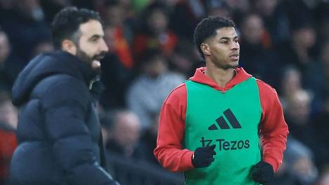 Ein Bekenntnis hört sich anders an. Marcus Rashfords Zukunft bei Manchester United bleibt weiter offen. Sein Trainer Ruben Amorim sorgte mit seinen Aussagen nun für noch mehr Spekulationen.