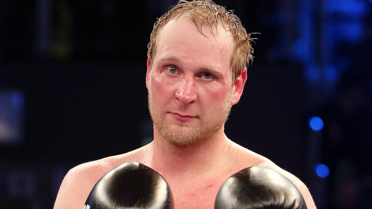 Helenius schickt Rill auf die Bretter