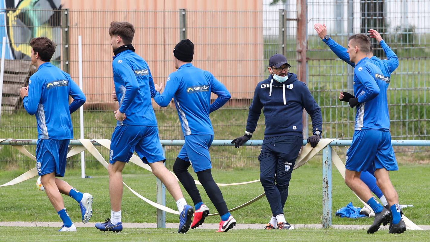 3 Liga Mit Magdeburg Kaiserslautern Maik Franz Erwartet Brutale Wochen