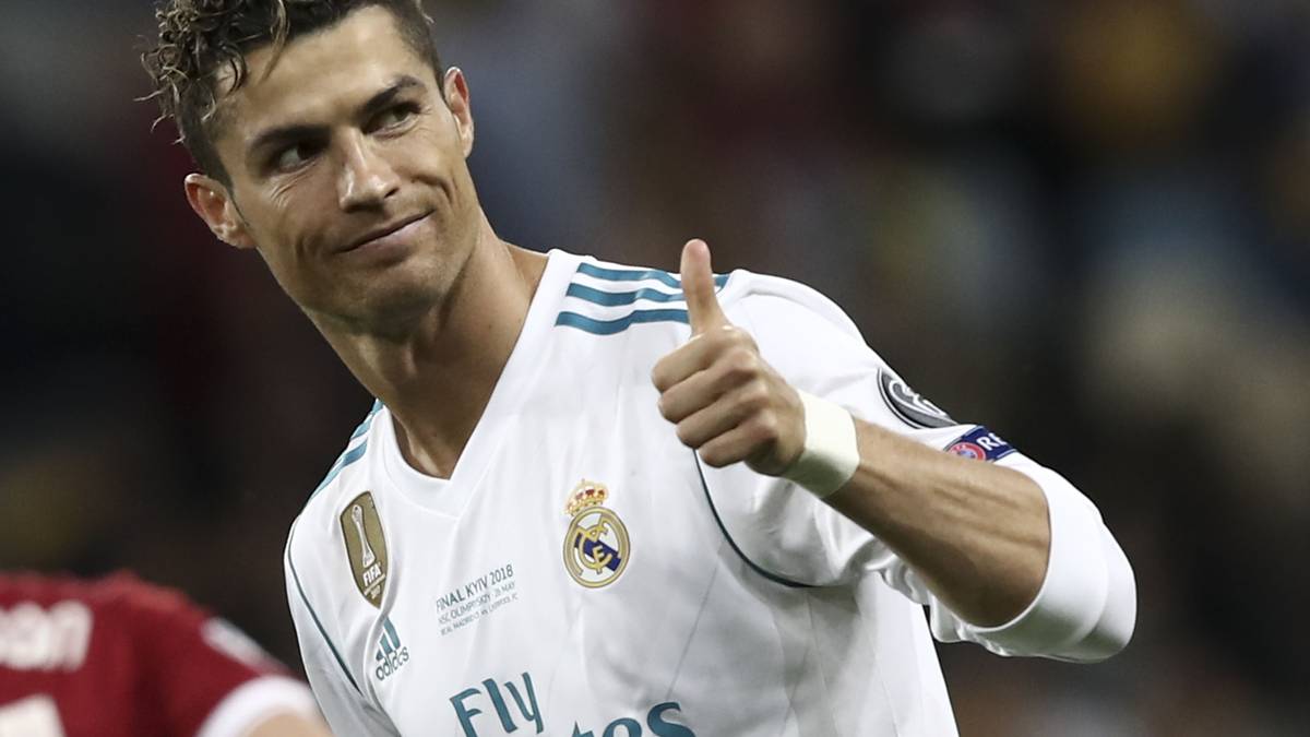 Zudem ist der Portugiese der einzige Profi, der in drei Endspielen der Champions League getroffen hat