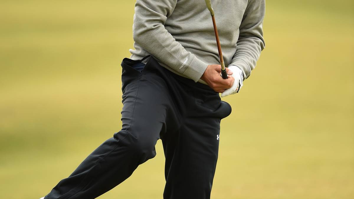 Dann greift auch Spieth an. Der US-Boy könnte Historisches schaffen und nach de Masters in Augusta und den US Open sein drittes Major in diesem Jahr gewinnen. Nach Runde drei war er Vierter