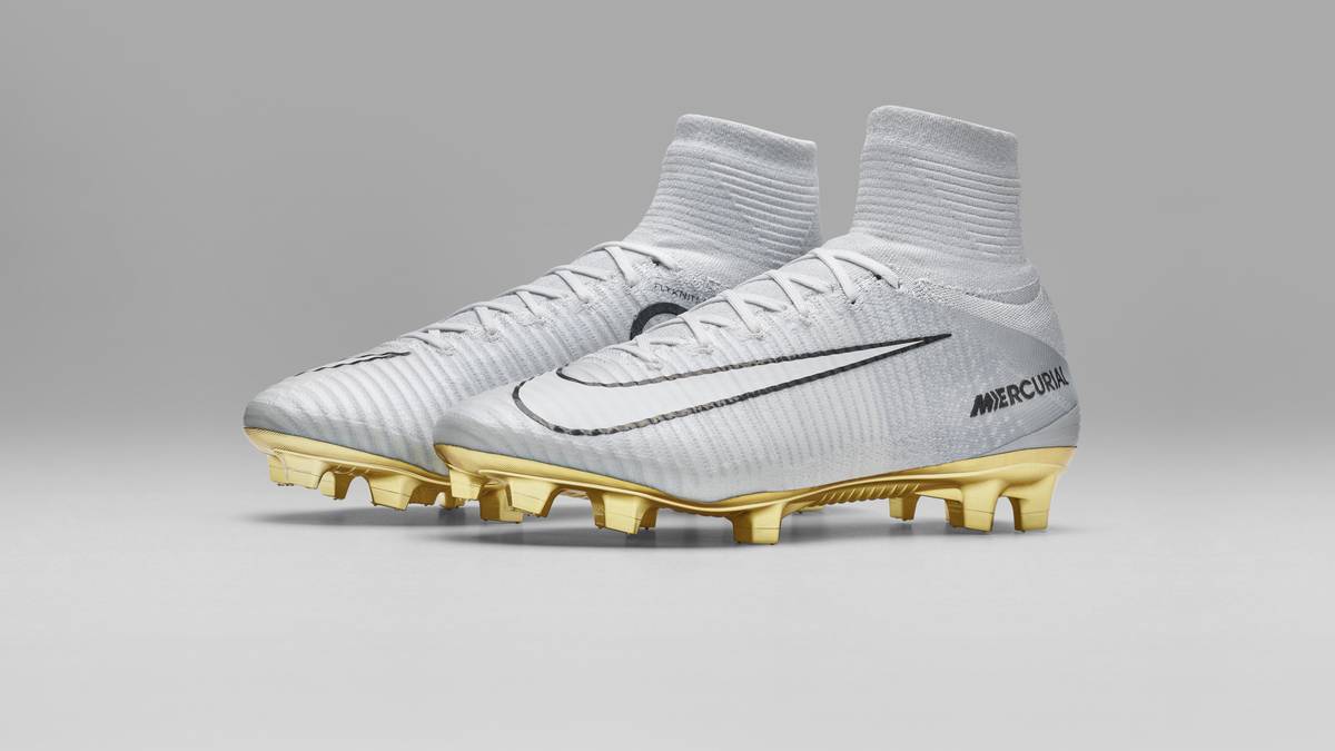 Den Schuh gibt es aber nur in streng limitierter Auflage: Nur 777 Paare werden verkauft