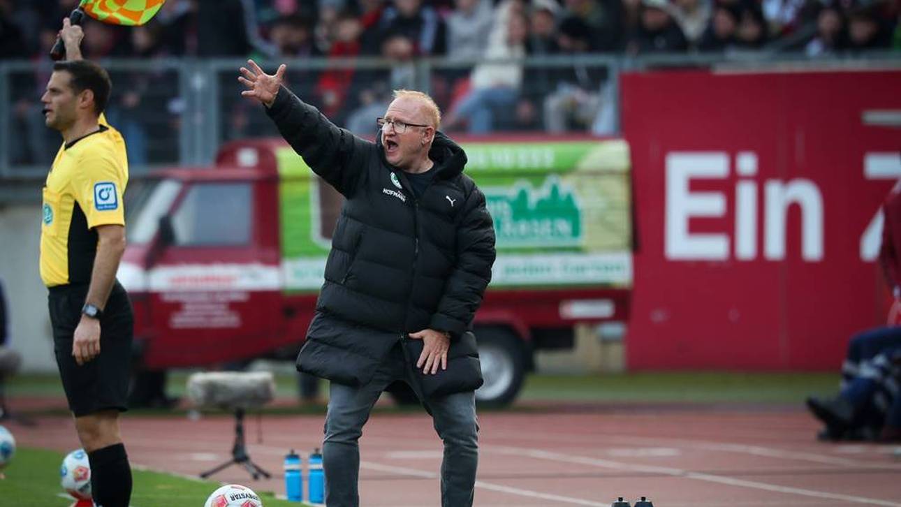 Turbulenter Vogel-Einstand im Derby