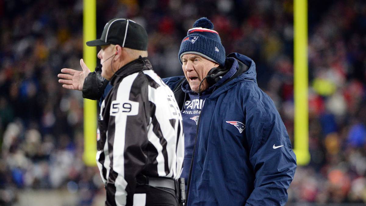 FOXBOROUGH, MASSACHUSETTS - DECEMBER 08: Head coach Bill Belichick of the New England Patriots reacts during the second half against the Kansas City Chiefs in the game at Gillette Stadium on December 08, 2019 in Foxborough, Massachusetts. (Photo by Kathryn Riley/Getty Images)