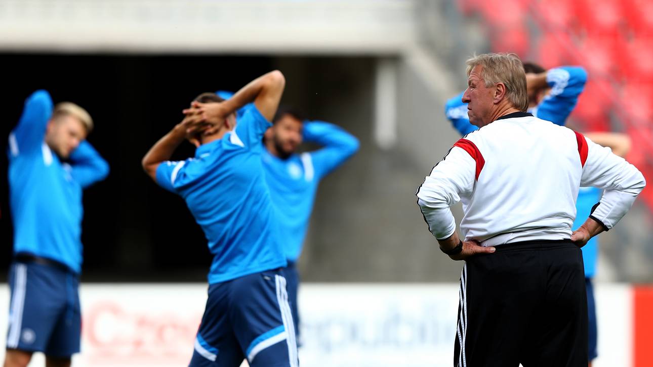 Hrubesch will durchwürfeln