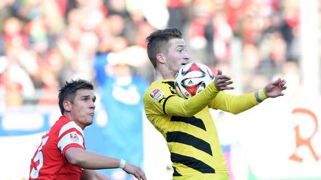 Marco Reus (r.) verlängerte seinen Vertrag in Dortmund