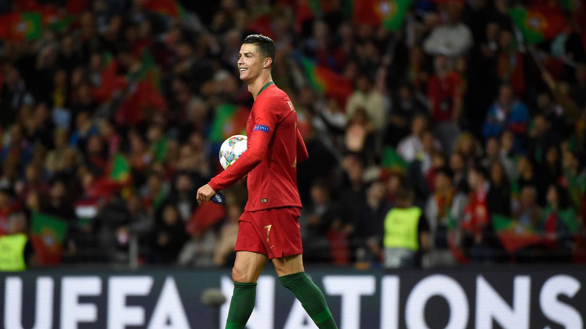 Bei den meisten Endrunden der Europameisterschaft getroffen (insgesamt 4)