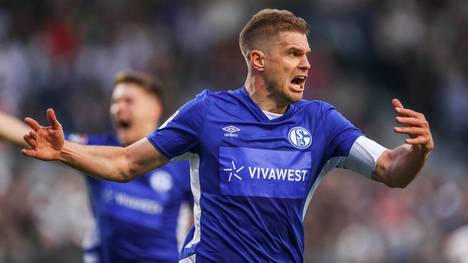 Der FC Schalke greift nach dem Aufstieg in die Bundesliga