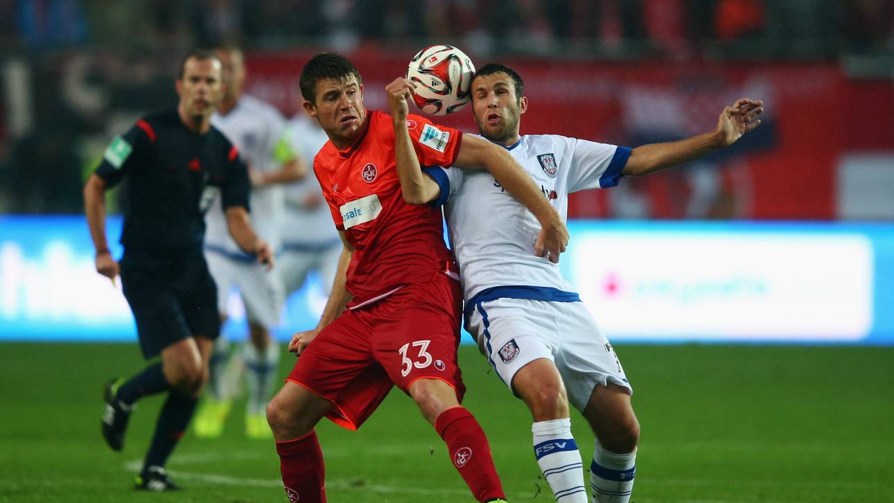 Dominique Heintz vom 1. FC Kaiserslautern in Aktion