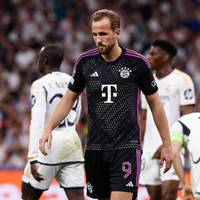 Didi Hamann kritisiert Harry Kane scharf. Der Grund ist die Auswechslung des Bayern-Stürmers kurz vor Schluss gegen Real Madrid. 