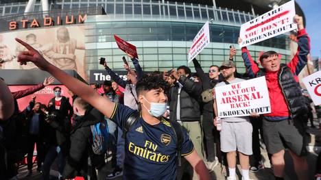 Unter anderem beim FC Arsenal gingen die Fans auf die Barrikaden