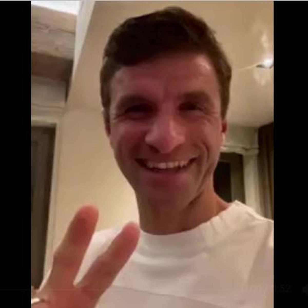 Müller gibt Corona-Update: "Das Triple ist eingekehrt"