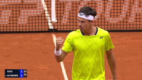 Revanche geglückt beim BMW Open: Daniel Altmaier besiegt Marin Čilić nach starker Leistung in zwei Sätzen und zeigt sich im Vergleich zu den Australian Open deutlich verbessert.