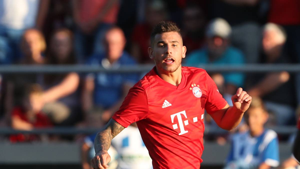 NUMMER 21: Lucas Hernandez seit Saison 2018/2019. Philipp Lahm trug einst beim Rekordmeister auch das Trikot mit der 21 (2005 bis 2017) 