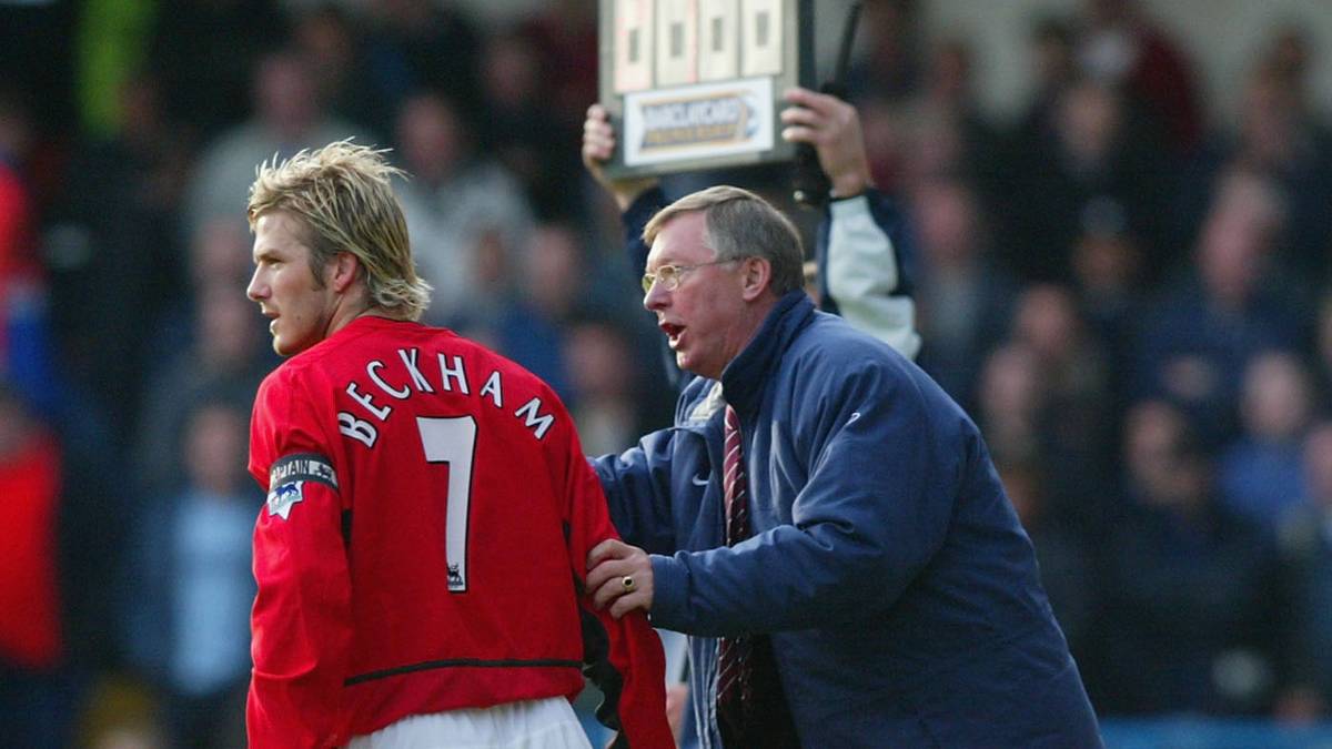 ALEX FERGUSON (Manchester United): "Sir Alex" hat ein durchaus aufbrausendes Gemüt und trägt nicht zu Unrecht den Spitznamen "der Föhn". Im Februar 2003 sorgte der Schotte nach einer 0:2-Heimpleite im FA Cup gegen Arsenal dafür, dass der makellose Teint seines Topstars David Beckham fortan nicht mehr ganz makellos war: Mit einem wütenden Tritt beförderte Ferguson einen Stollenschuh an den Schädel Beckhams, der mit zwei Stichen genäht werden musste