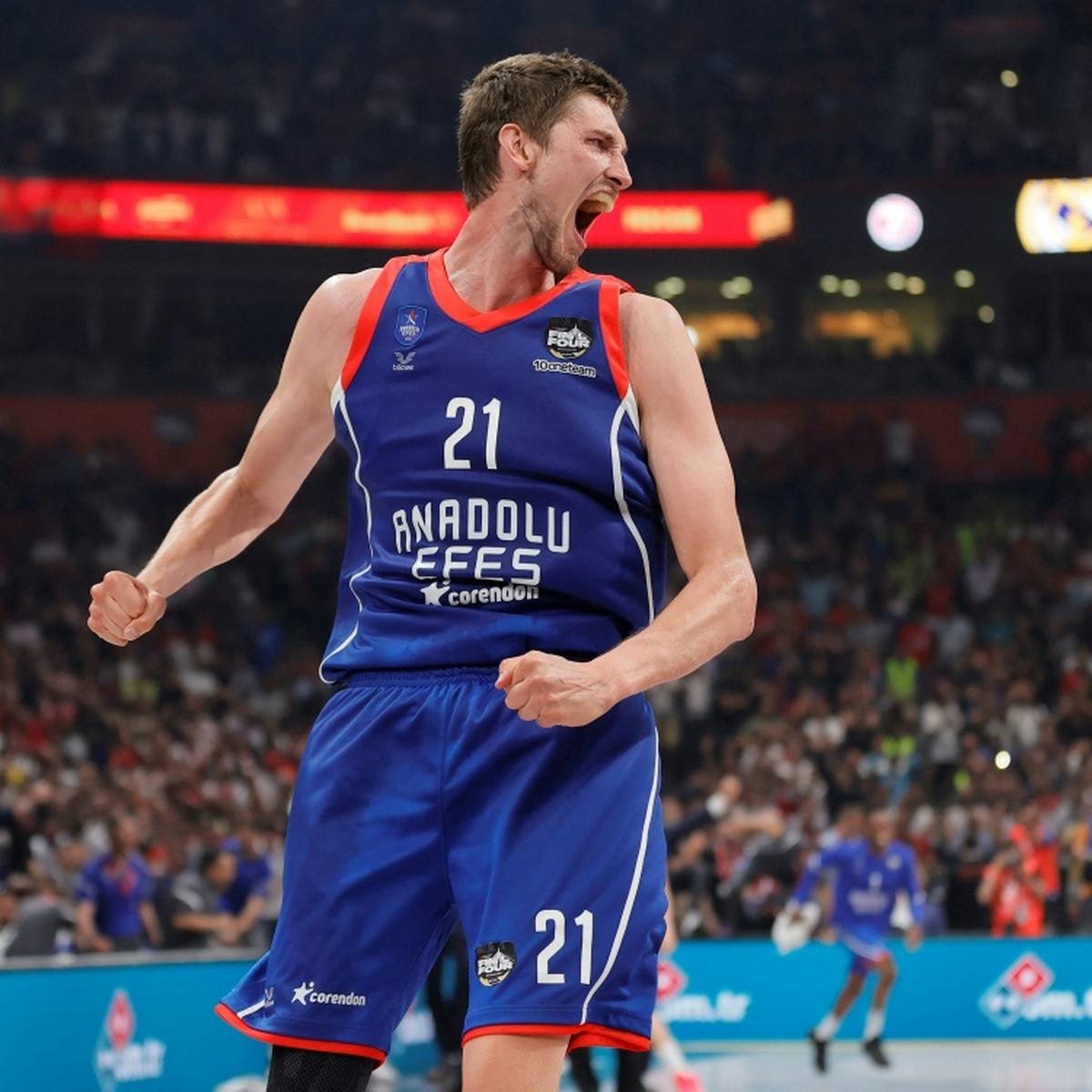 Tibor Pleiß gewinnt EuroLeague mit Anadolu