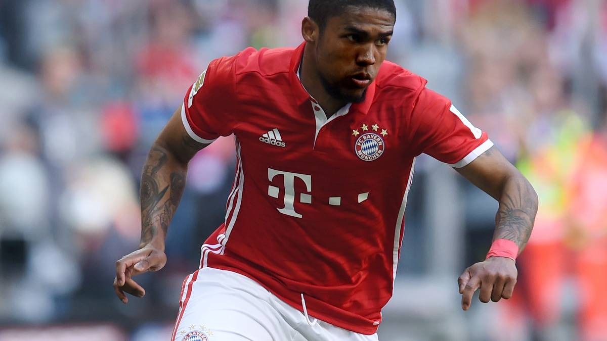 WAS LÄUFT? Douglas Costa steht vor einem Wechsel zu Juventus Turin. Der Brasilianer soll zunächst für zwei Jahre für acht bis zehn Millionen Euro ausgeliehen werden, danach gebe es eine Kaufpflicht. Die Ablöse soll dann noch 30 Millionen Euro betragen