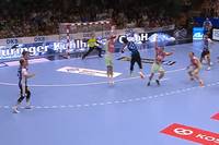 Der ThSV Eisenach startet am Samstagabend gegen den Vizemeister Füchse Berlin in die neue Handball-Bundesligasaison. Nach einer knappen ersten Hälfte drehen die Hauptstädter nach der Pause auf.