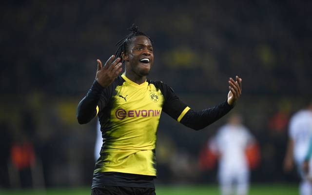 Ex Dortmunder Michy Batshuayi Geht Zum Fc Valencia