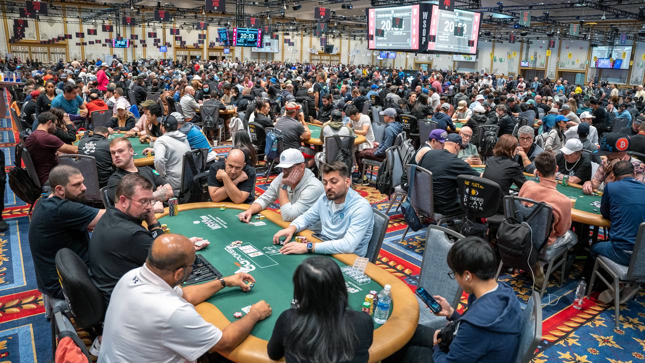 Der Saal im Paris Hotel