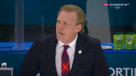 Die USA schlägt den großen Rivalen aus Kanada im olympischen Eishockey-Finale. Danach brechen die Emotionen auf beiden Seiten heraus.