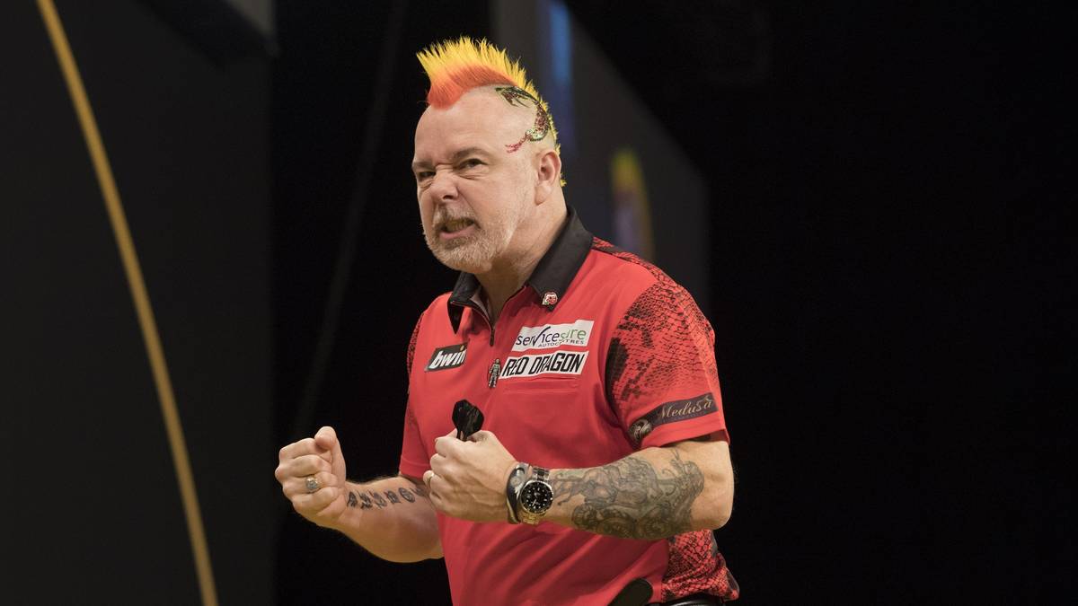 PETER WRIGHT ("Snakebite", 48 Jahre, Schottland, Platz 3 in der Order of Merit): Publikumsliebling und Paradiesvogel, Siege bei Major-Turnieren, aber der WM-Titel fehlt ihm noch. Gelingt diesmal der ganz große Wurf? Die Finals bei Champions League und World Grand Prix lassen hoffen. Seine Stärke sind die Doppel