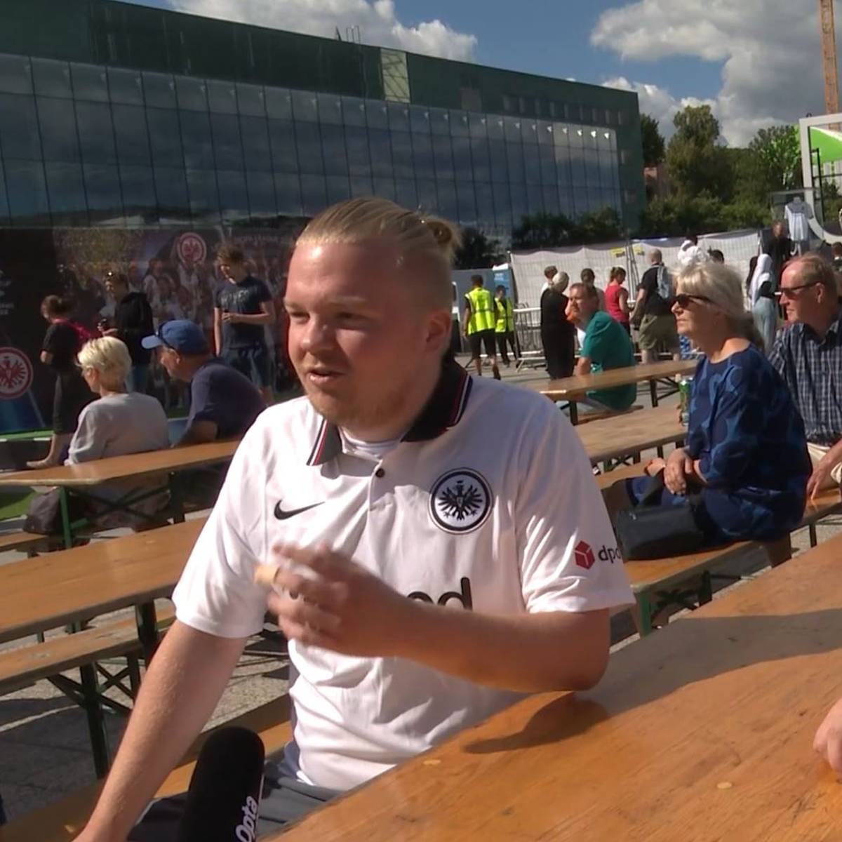 "Kein Beinbruch!" Eintracht-Fans reagieren auf Kostic