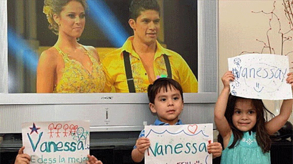 In ihrer Heimat ist Huppenkothen ein Star - ob bei den Großen oder bei den Kleinen (Copyright: Twitter@vanehupp)
                  
                  