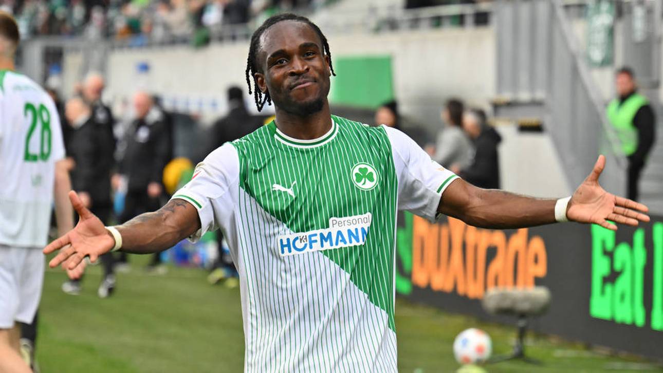Frankfurt holt Torjäger zurück