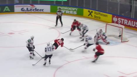 Kanada hat für den vierten Sieg im vierten WM-Spiel hart schuften müssen. Die Nordamerikaner trafen in Freiburg mit Norwegen auf einen widerstandsfähigen Gegner.