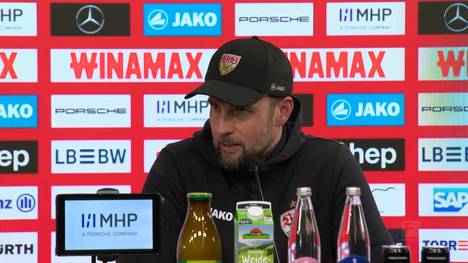 Nach der Niederlage gegen den VfL Wolfsburg hat ein VfB-Profi mit den Tränen gekämpft - Trainer Sebastian Hoeneß klärt auf, warum sein Spieler geweint hat.