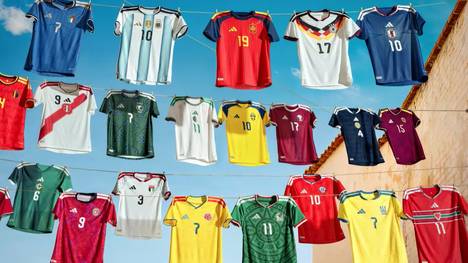 Adidas hat seine Designs für die 22 Heimtrikots veröffentlicht. Eine Zusammenfassung und Hintergrundinfos finden sich im Video.  Alle Trikots sind ab sofort erhältlich.