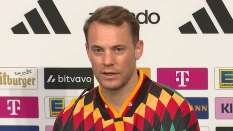 Manuel Neuer offenbart bei der DFB-PK ein Gespräch mit Torwart-Kollegen Oliver Baumann, in dem er seine Gedankengänge hinsichtlich eines Comebacks darlegte. 