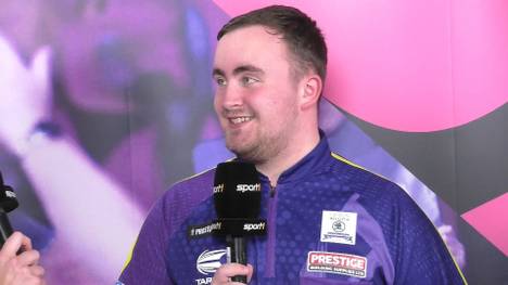 Supertalent Luke Littler verrät nach seinem Drittrundensieg bei der Darts-WM, was mit seinem Preisgeld passiert. Außerdem blickt der 16-Jährige voraus auf ein mögliches Duell mit Raymond van Barneveld.