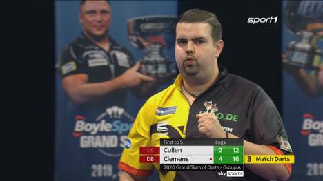 Gabriel Clemens besiegt beim Grand Slam of Darts zum Auftakt Joe Cullen souverän mit 5:2. In seiner Gruppe warten nun noch Michael van Gerwen und Adam Hunt auf den Deutschen.                          