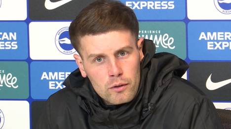 Die Kritik an der Spielweise des FC Arsenal wird aktuell immer lauter. Auch Brighton-Trainer Fabian Hürzeler attackiert die Spielweise der Gunners nach der 0:1-Niederlage