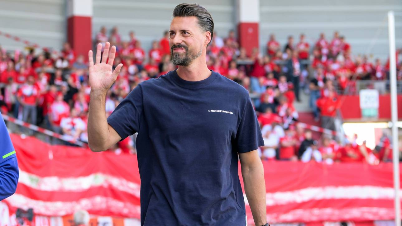 Sandro Wagner feiert ein erfolgreiches Debüt
