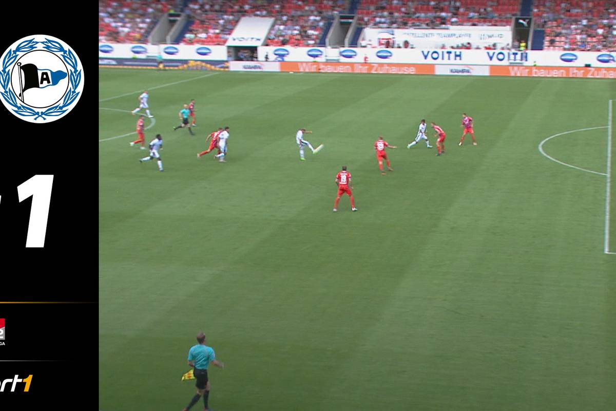 Daniel Scherning feiert nach der Forte-Entlassung sein Debüt als Arminia Trainer. Unter dem neuen Coach kommt Bielefeld gegen Heidenheim zum ersten Punktgewinn der Saison.