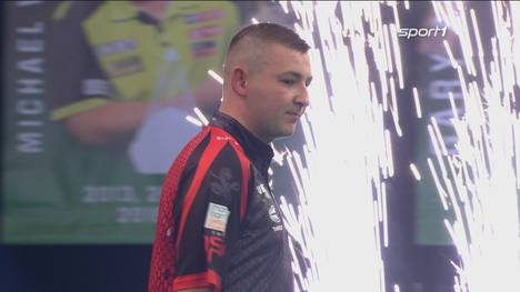 Premier League Titelverteidiger Glen Durrant verliert am ersten Spieltag die Neuauflage des Finals aus der vergangenen Saison mit 3:7. 