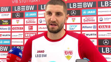 Jeff Chabot äußert sich zu den Wechselgerüchten um Al-Nassr und Juventus Turin und erklärt, wie er mit dem Interesse dieser Vereine umgeht.