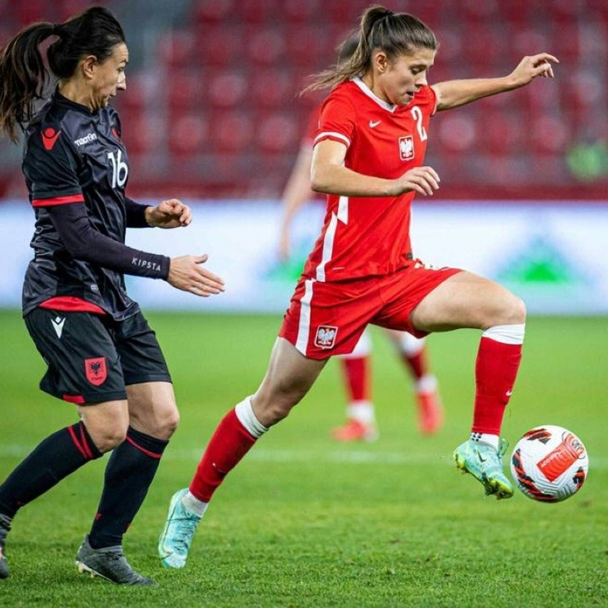 Frauen-Bundesligist 1. FFC Turbine Potsdam hat die polnische Fußball-Nationalspielerin Martyna Wiankowska verpflichtet.