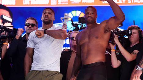 Anthony Joshua (l.) und Daniel Dubois kämpfen um die Weltmeisterschaft im Schwergewicht