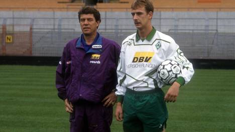 Otto Rehhagel und Mario Basler gewannen 1993 mit Werder den Supercup gegen Leverkusen