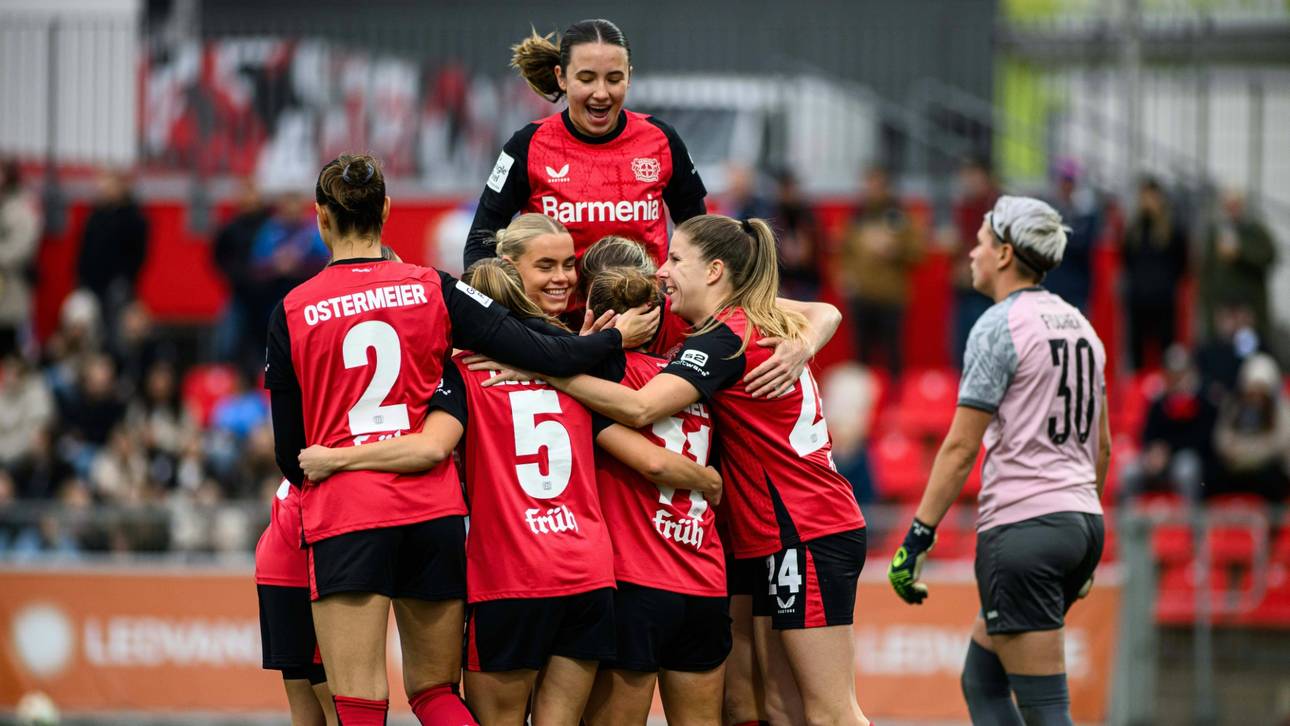 Leverkusen-Frauen halten Anschluss