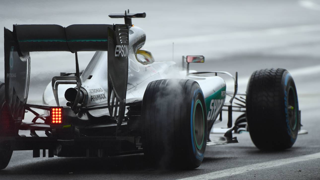 Frühes Aus: Debakel für Hamilton